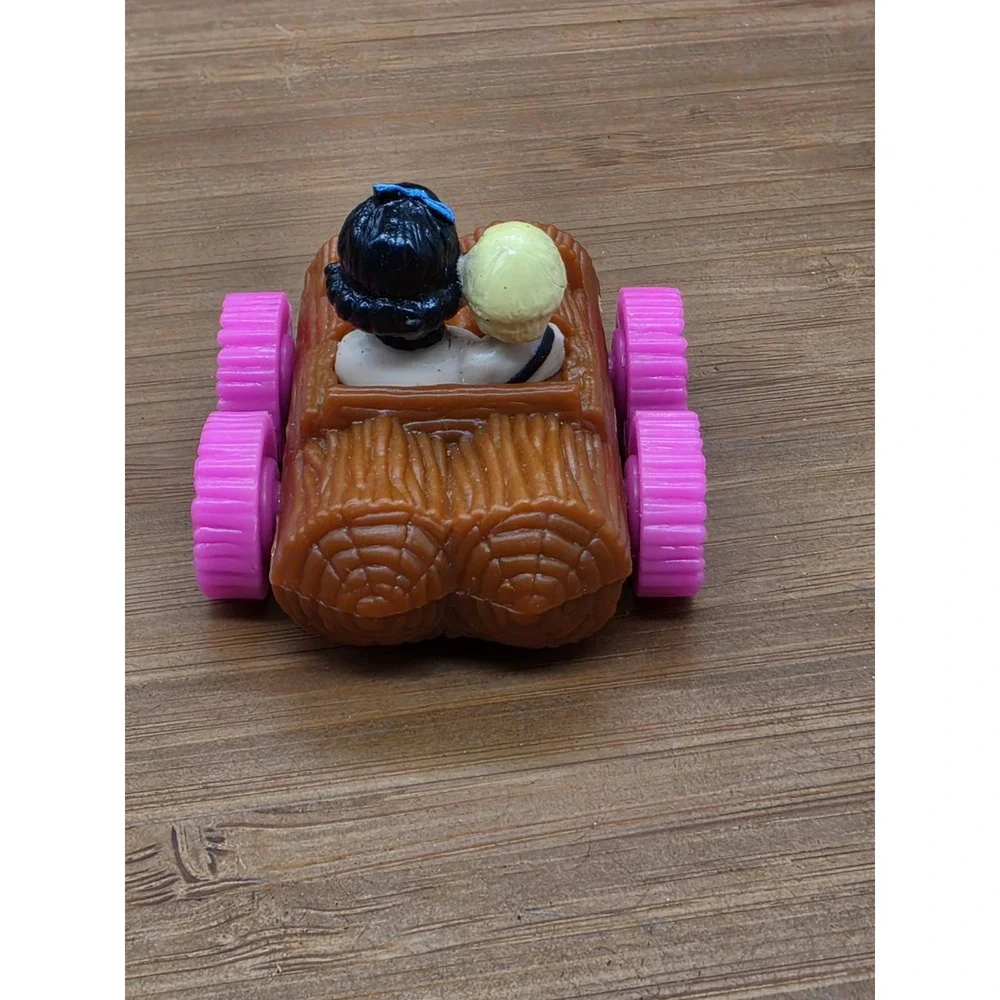 1993 The Flintstones Movie McDonald's Toy Betty & Bam Bam Car Collectible